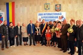 Seniorii Petroșaniului, premiați de ziua lor