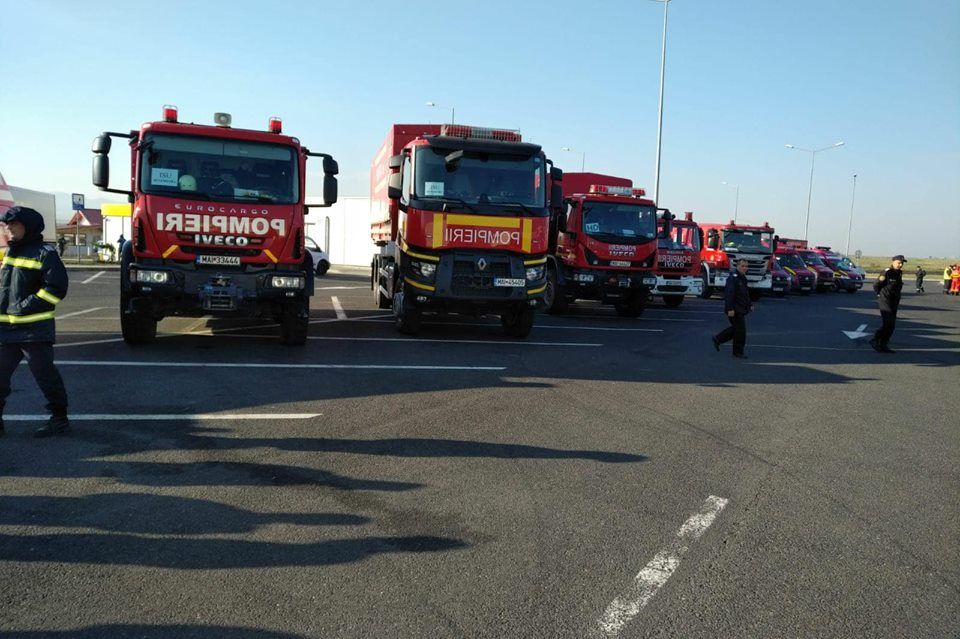 Aproape 160 de pompieri hunedoreni participă la exercițiul național „SEISM 2018”