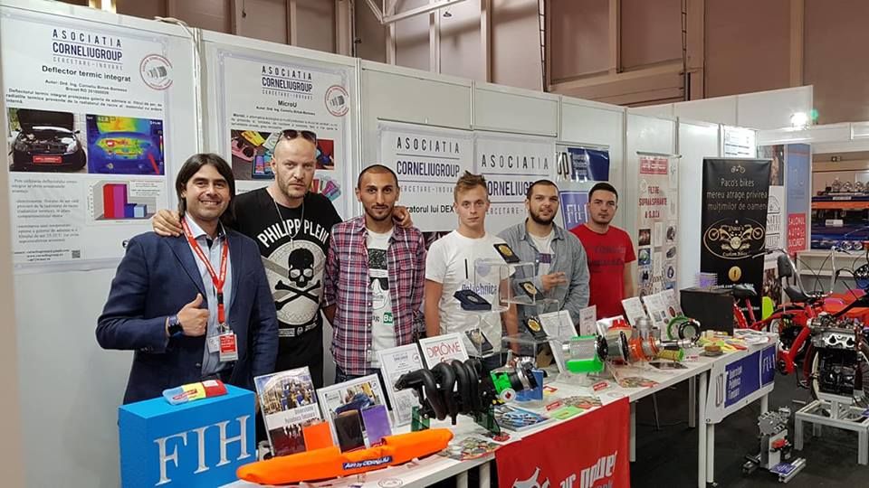 Invenţia a doi deveni -bicicleta solară, premiată la SAB 2018