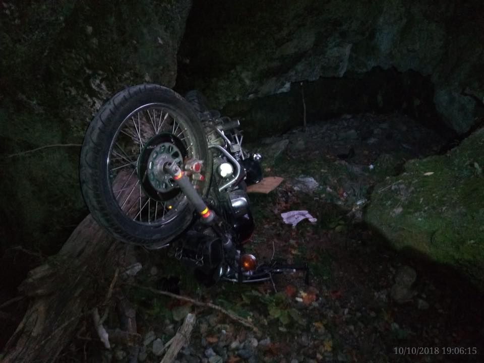 Microbuz școlar implicat într-un accident rutier. Patru copii transportați la spital