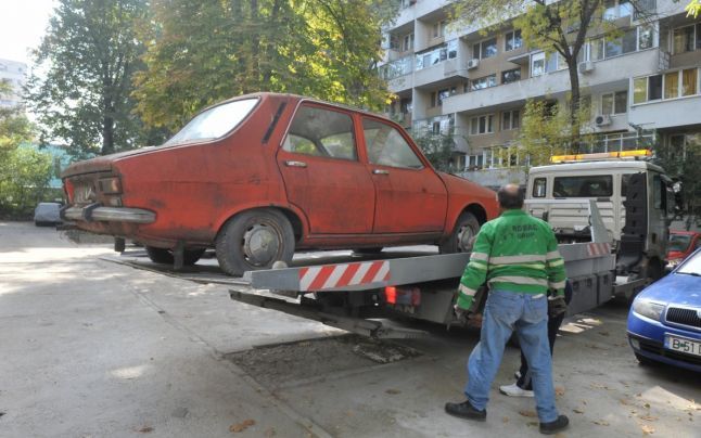 Municipalitatea de la Deva închiriază autospecială pentru ridicări vehicule de pe domeniul public