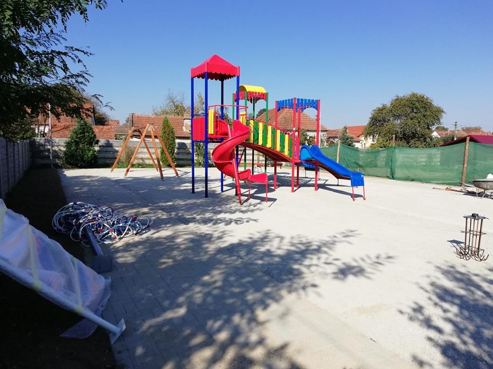 Investiție de 400.000 de lei pentru copiii din comuna Băcia