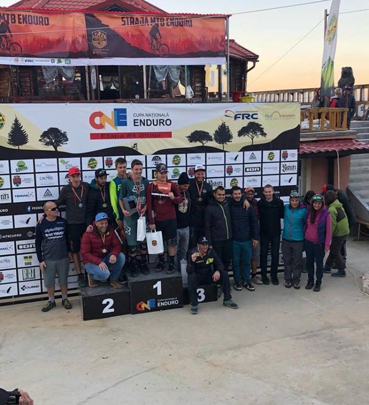 Straja asaltată de bicicliști