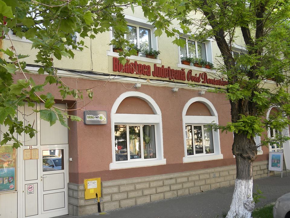 Hunedorenii pot învăța gratuit contabilitate la biblioteca județeană