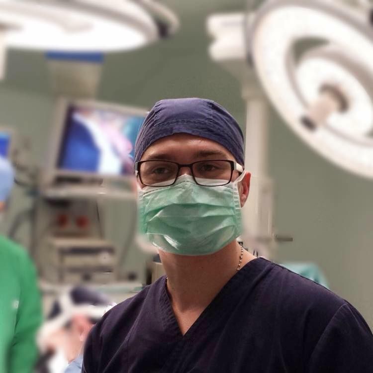 PETIŢIE| Un medic cere înfiinţarea unei secţii de „Chirurgie Vasculară” la spitalul din Deva