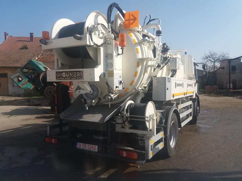 Vidanjă nouă, cumpărată de operatorul de apă şi canal din  Orăştie