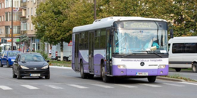 Un autobuz local circulă, de astăzi, și prin Cartierul Grigorescu din Deva