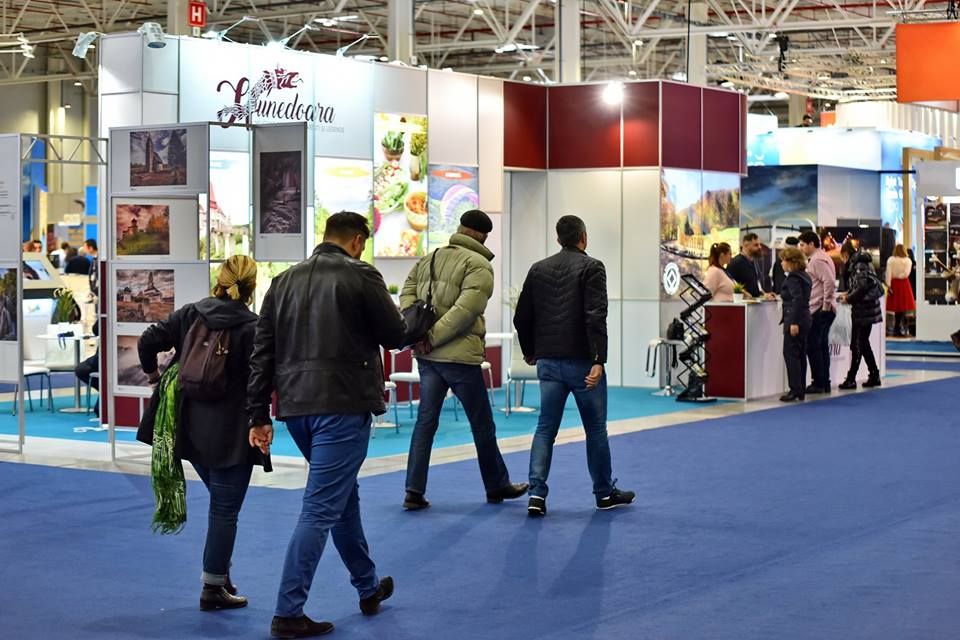 Frumusețile județului Hunedoara, promovate la Târgul de Turism al României, la Romexpo