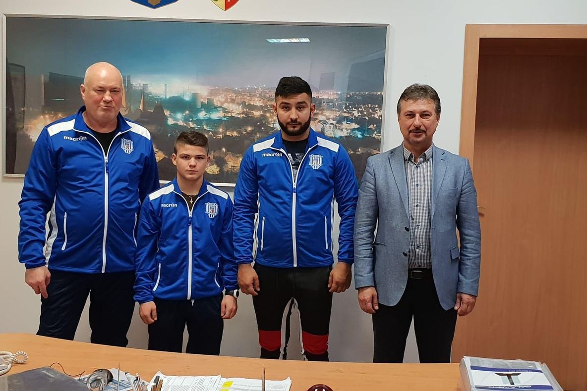 Clubul Sportiv Hunedoara are şi o secție de box