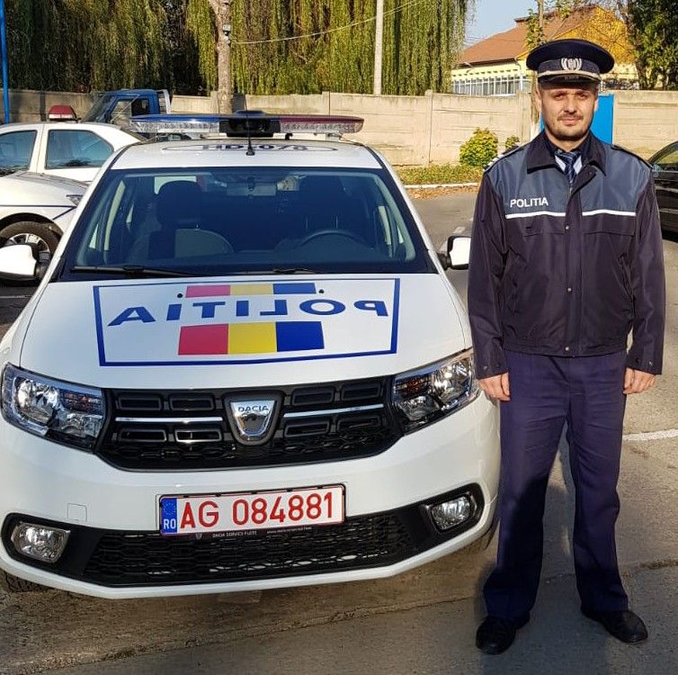 Hoț prins de un polițist aflat în timpul liber. Agentul Cristian Popa, din Hunedoara, felicitat de superiori