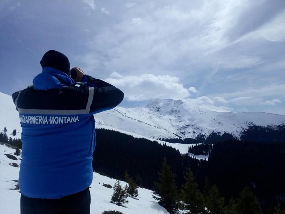 Recomandări de la jandarmii montani pentru o vacanță la munte în siguranță