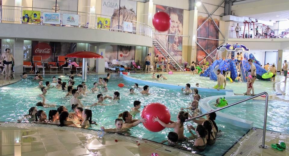 DRAMĂ: Copilul ce s-a înecat la Aqualand Deva, transportat la un spital din Timișoara