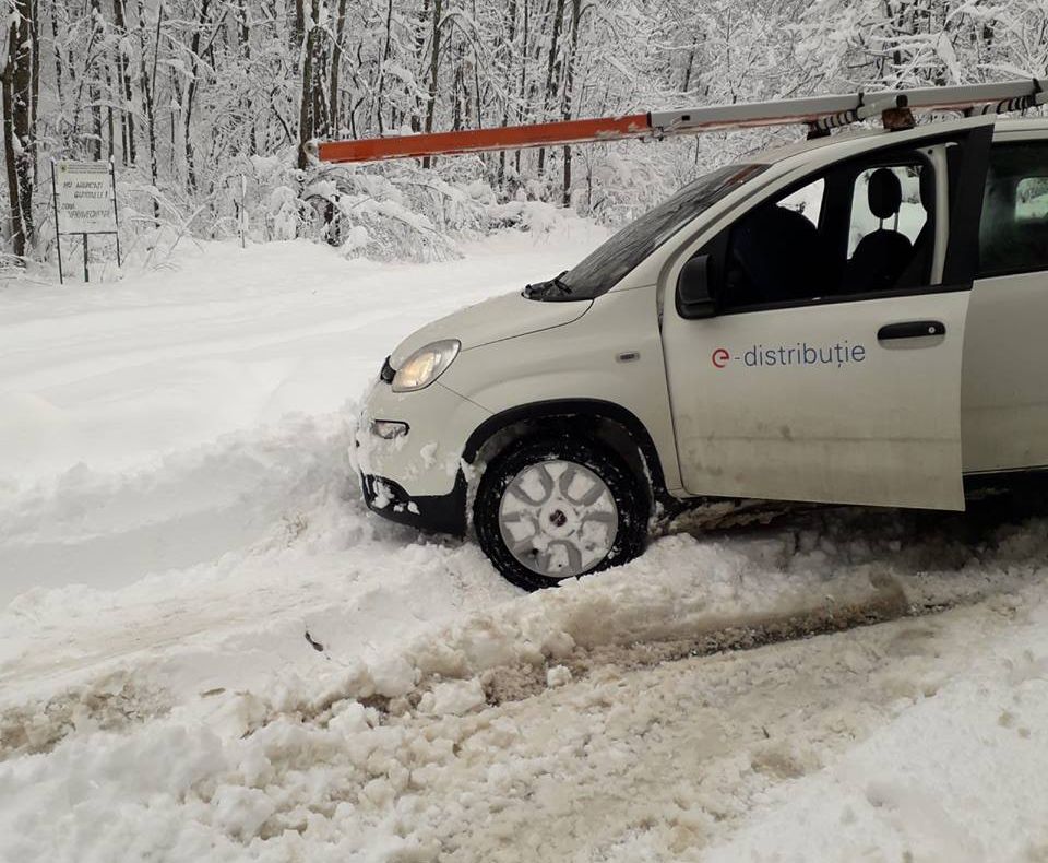 UPDATE| Zeci de localități ale județului Hunedoara încă nu au curent electric