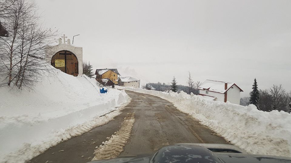 Drumurile spre Straja și Parâng, pregătite pentru week-end