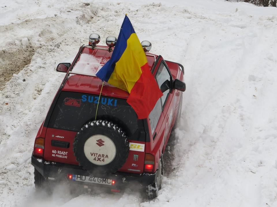 FOTO: Iubitorii de off-road și-au dat întâlnire la Petrila