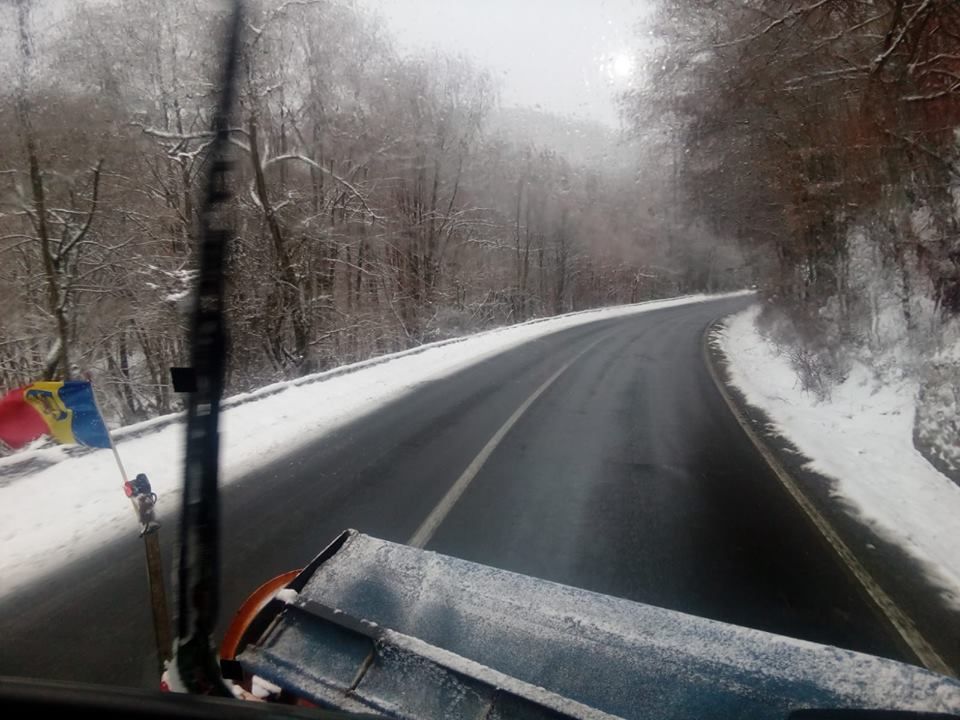 Vremea va intra într-un proces de răcire. Șoferii, avertizați să circule cu atenție