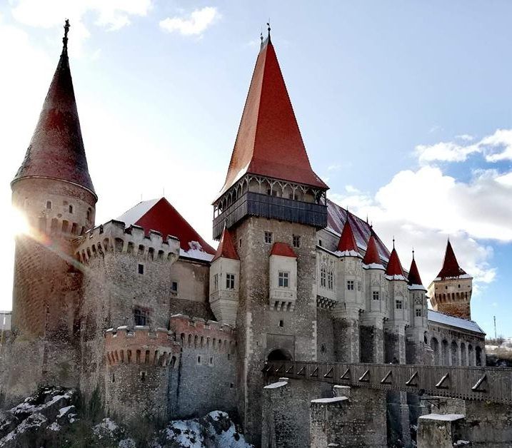 Castelul Corvinilor de la Hunedoara intră într-un amplu proces de restaurare