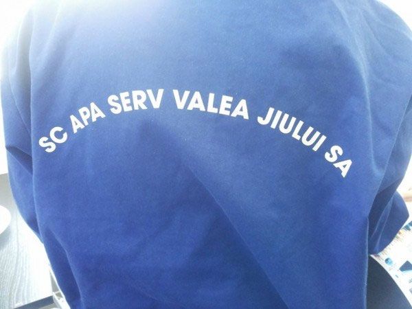 Situație anormală: O familie cu patru persoană consumă doar 2 metri cubi de apă