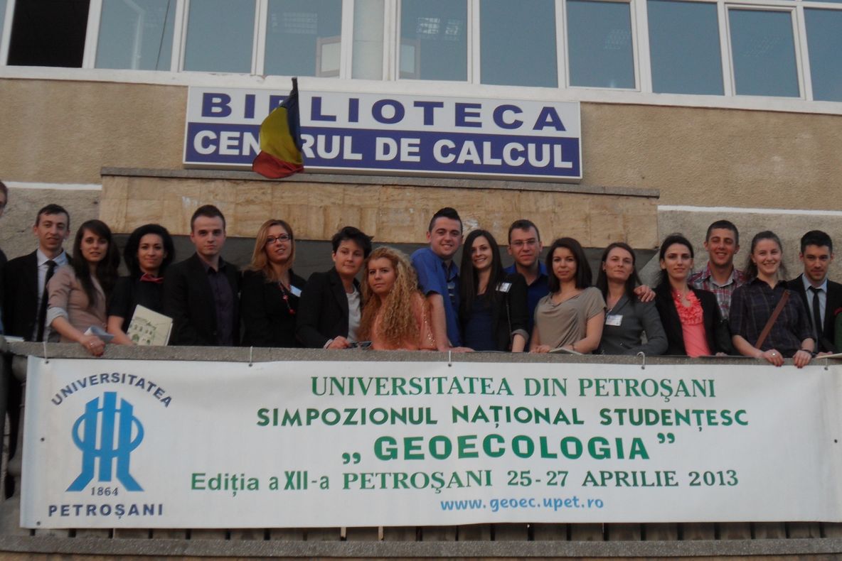 Simpozioanele studențești oferă vizibilitate Universității din Petroșani