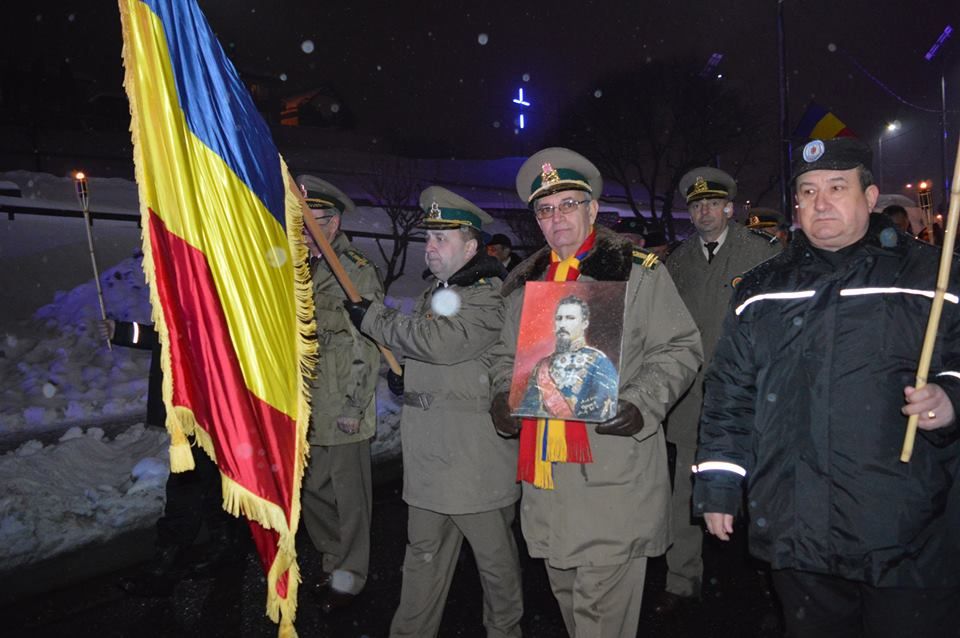 Uniți în cuget și simțiri. Sute de vulcăneni au marcat Mica Unire în stradă