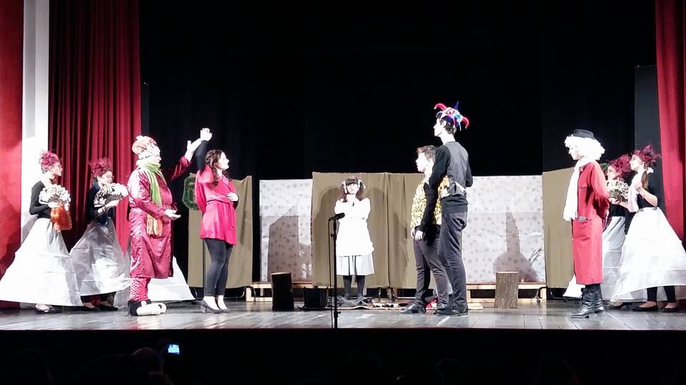 „Iluzia optică”, spectacol de teatru în avanpremieră la Deva