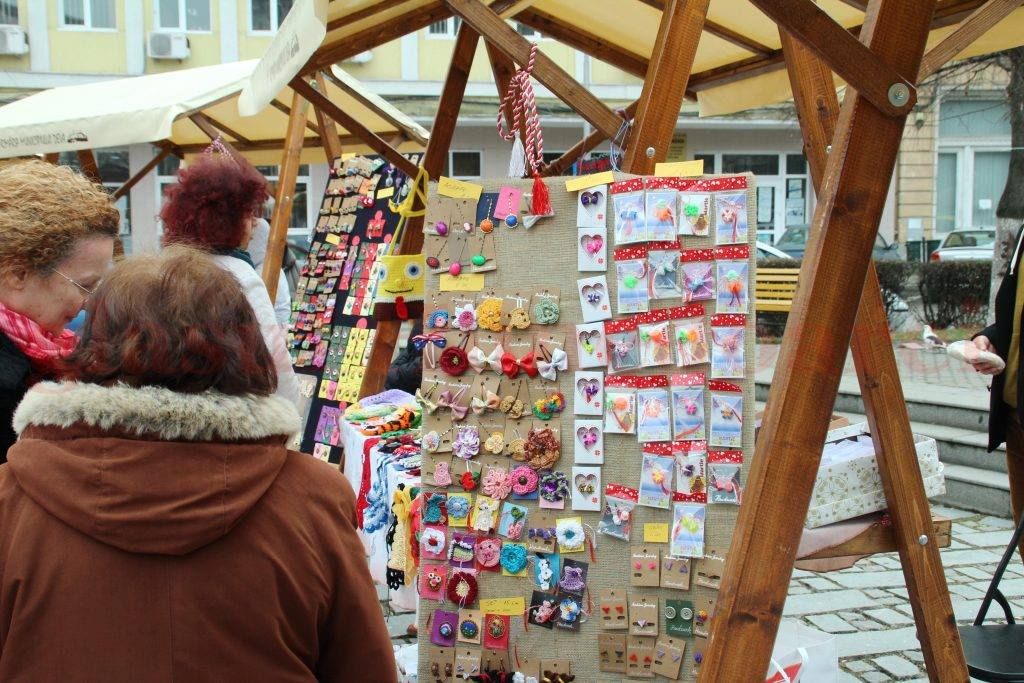 Pregătiri de primăvară. Primăria Deva a stabilit în ce zone ale orașului se vor vinde mărțișoare