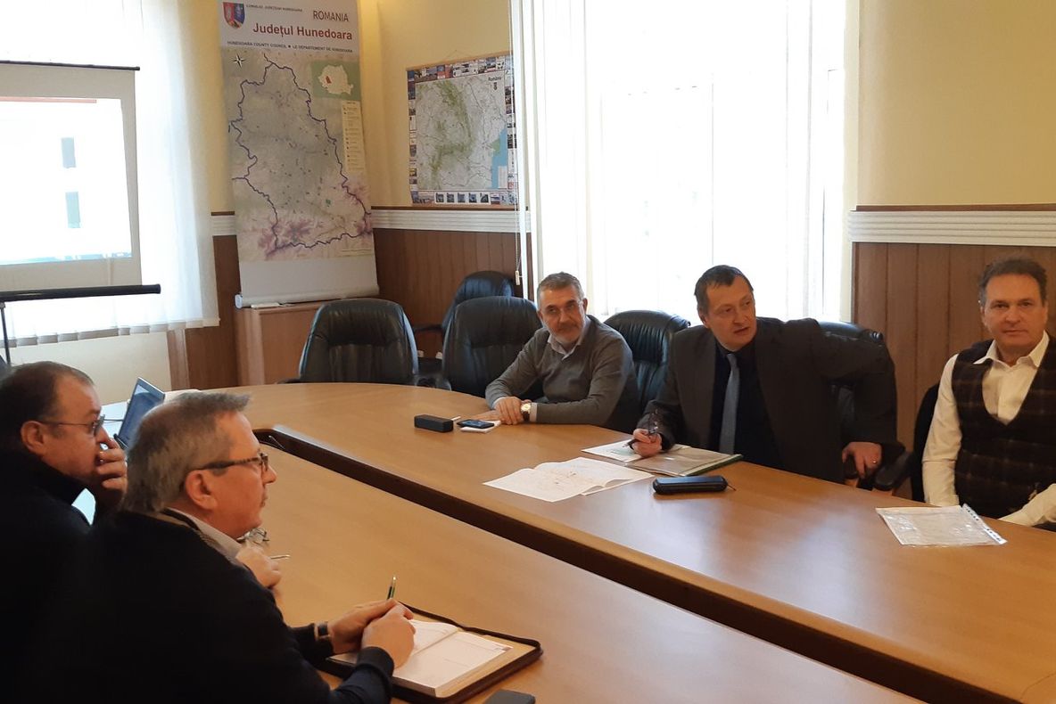 Delegație a Comisiei Europene, prezentă în județul Hunedoara. Vizită de informare legată de SMID