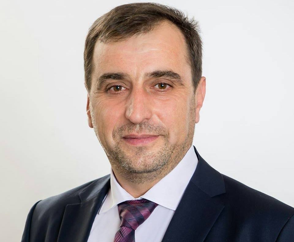 Un primar pesedist coordonează  organizaţia judeţeană a unui alt partid aflat în opoziţie