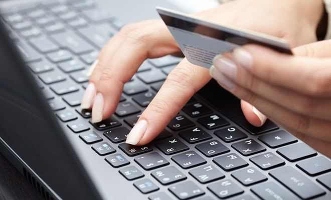 Tot mai mulți deveni aleg să își plătească taxele și impozitele online