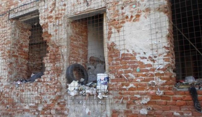 Uricani: Suprataxă pentru clădirile neîngrijite