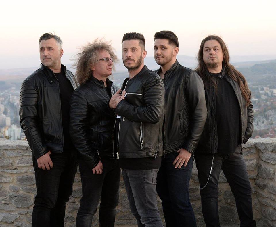 „Pragu' de Sus” îşi lansează noul album acasă, la Deva