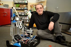 Gala „Merito”| Profesorul hunedorean Mircea Nistor, premiat de preşedintele Klaus Iohannis