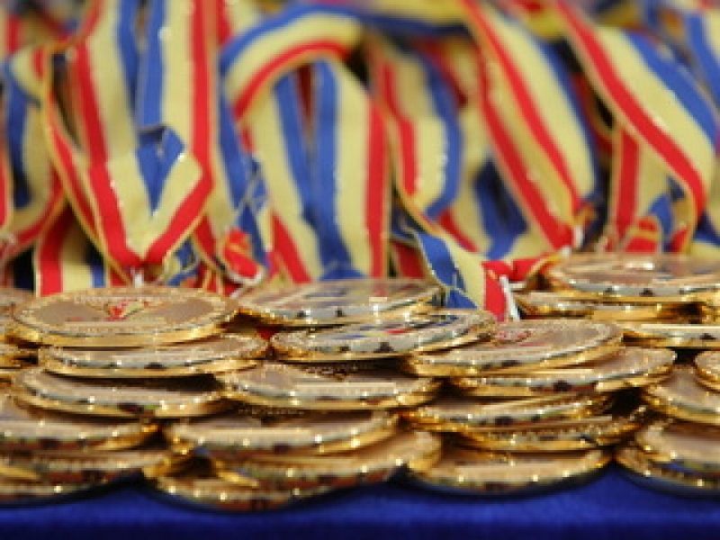 Premii pentru elevii și sportivii cu performanțe deosebite