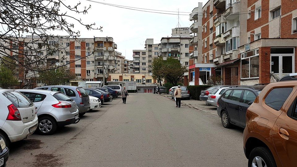 Trafic rutier închis temporar, sâmbătă, pe o stradă din Deva