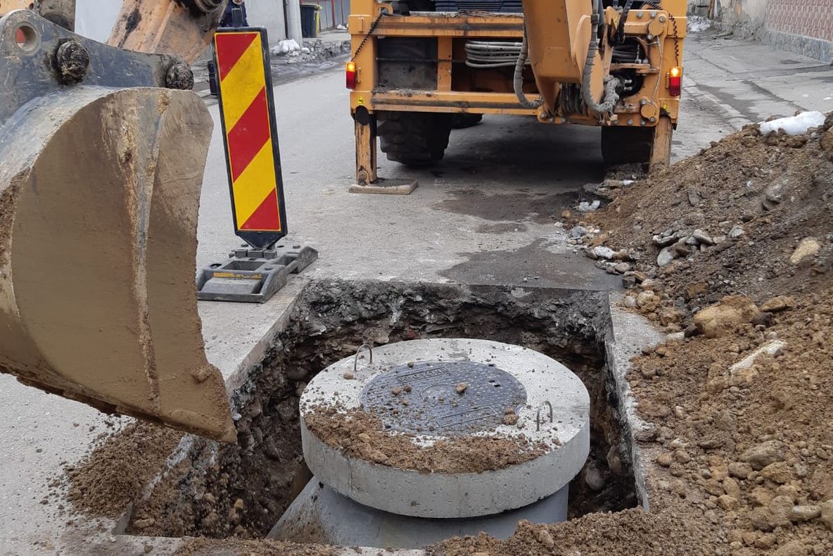 Mai multe zone ale municipiului Petroșani s-au transformat în șantiere