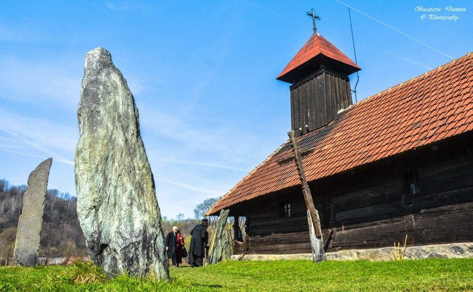 FOTO: Biserica unde se oficiază slujbe o dată pe an