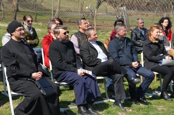 Organizația Caritas Petroșani și-a deschis porțile