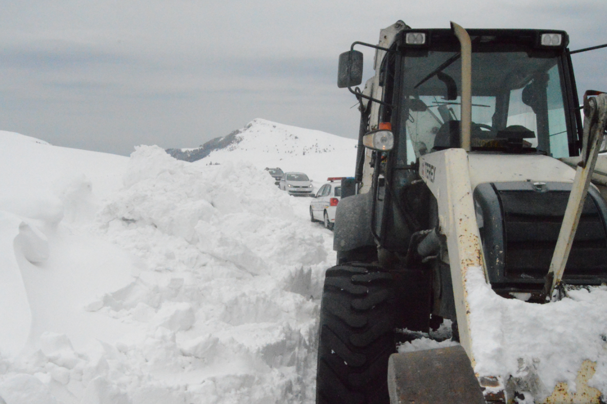 FOTO| Mobilier medical nou pentru Spitalul de Urgenţă din Petroşani