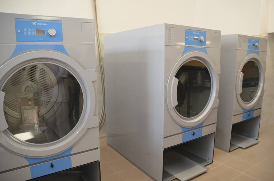 FOTO: Spitalul de Urgență din Petroșani are o spălătorie modernă