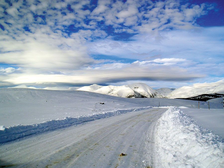 Partea hunedoreană a șoseli Transalpina rămâne închisă de Paște