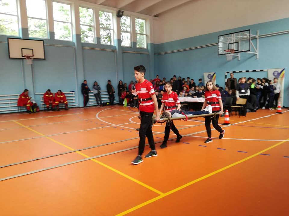 „Cu viaţa mea, apăr viaţa!” a adunat zeci de elevi de la şcolile din judeţ