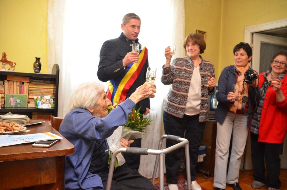 Premiată pentru un centenar de viață