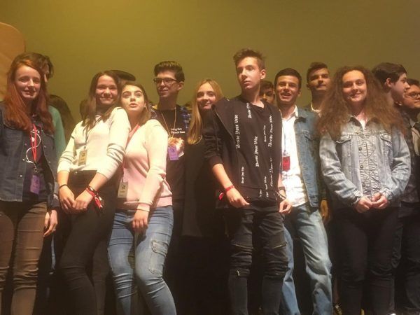 Elevii petroșăneni, premiați la festivalul Filmmic