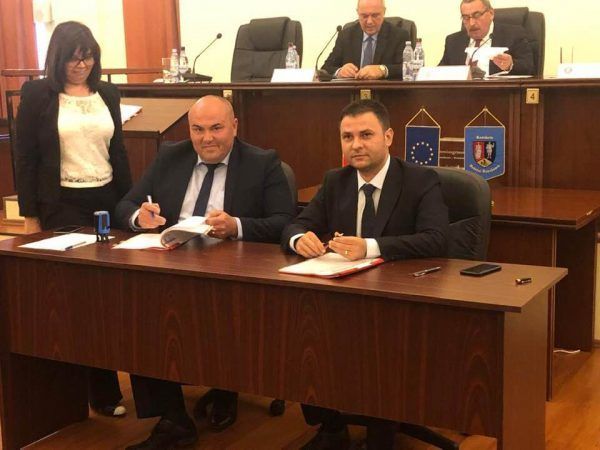 Fonduri europene pentru modernizarea blocurilor din Petrila