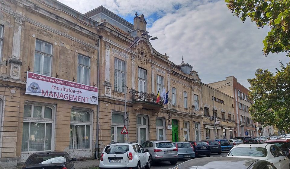 Filiala Deva a ASE București: Admitere, în septembrie, la master cu dublă diplomă