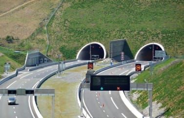 Construcția tunelurilor pentru urși de pe autostrada Lugoj – Deva, în faza de licitație