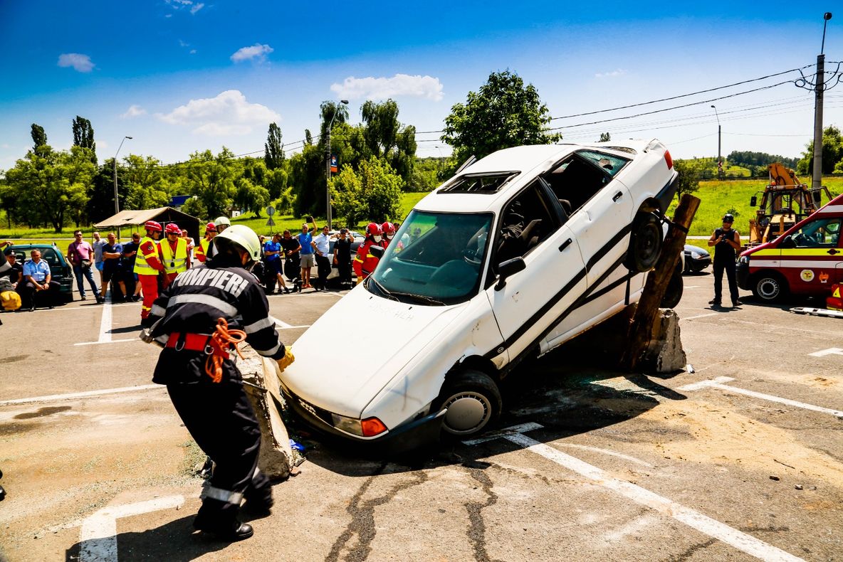 FOTO| Deva, gazdă a Competiției Naționale de Descarcerare și Prim Ajutor Calificat