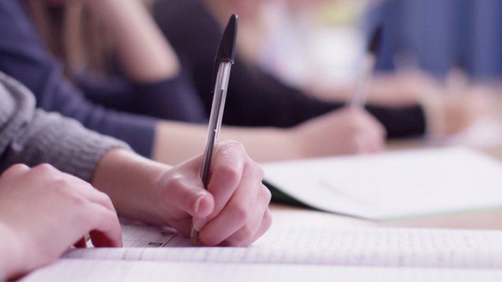 Șase elevi hunedoreni au obținut media 10 la Evaluarea Națională