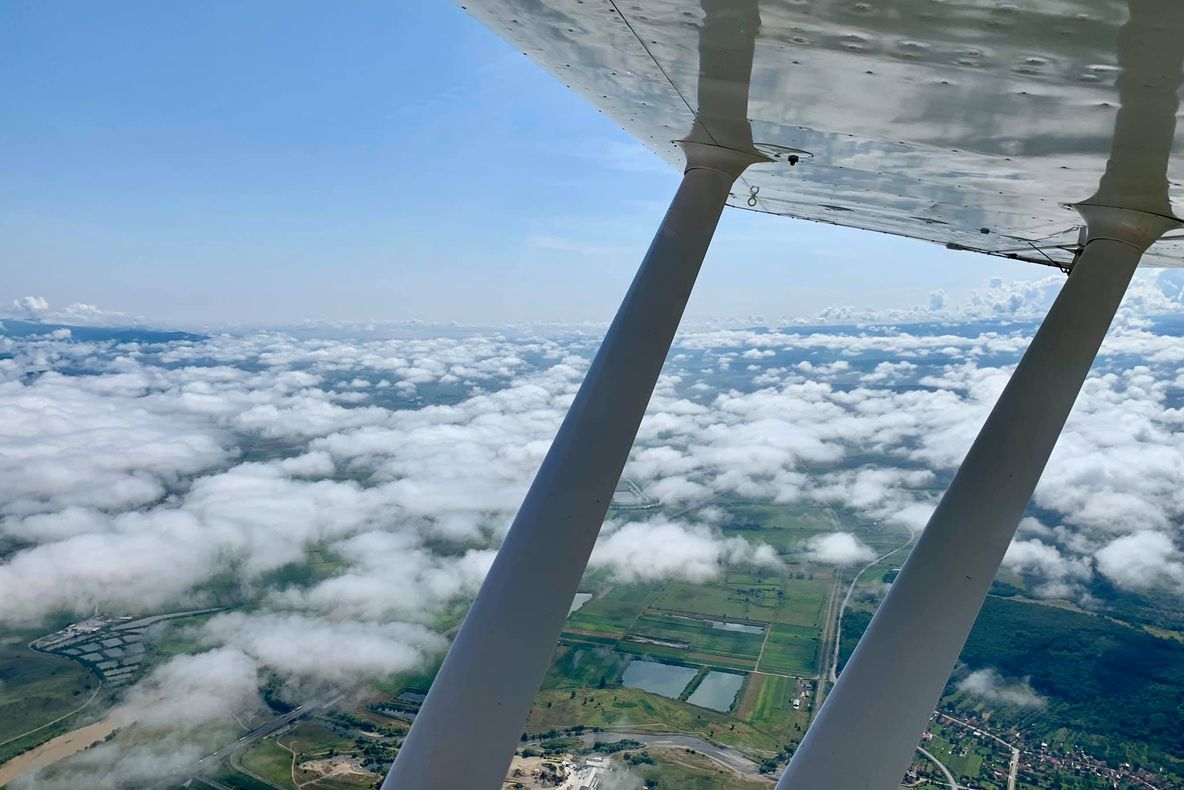 Începe Campionatul Mondial de Acrobație cu planorul, la aerodromul de lângă Deva