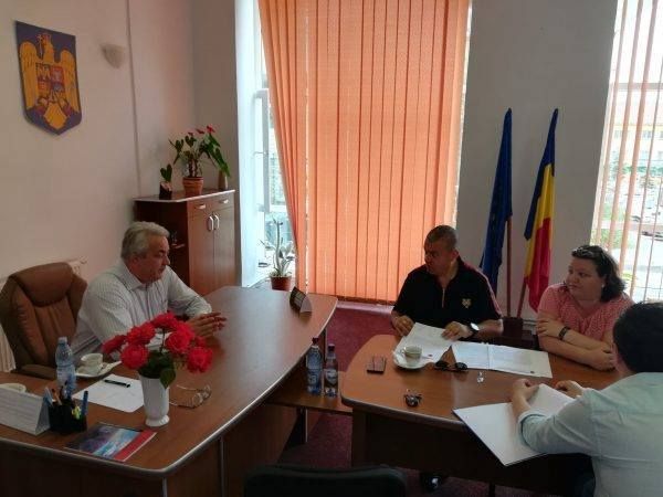 Demersuri pentru închiderea gropilor de gunoi neconforme